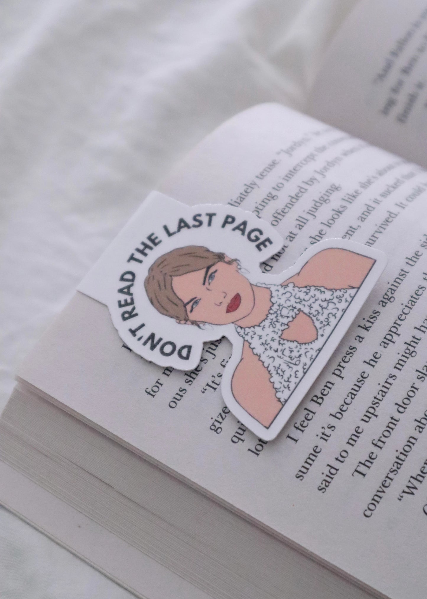 Taylor Swift Magnetic Bookmark